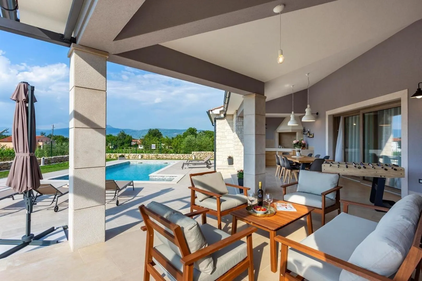 Ferienhaus Mit Privatpool Fuer 8 Personen Ca 200 Qm In Sumber, Istrien Binnenland Von Istrien