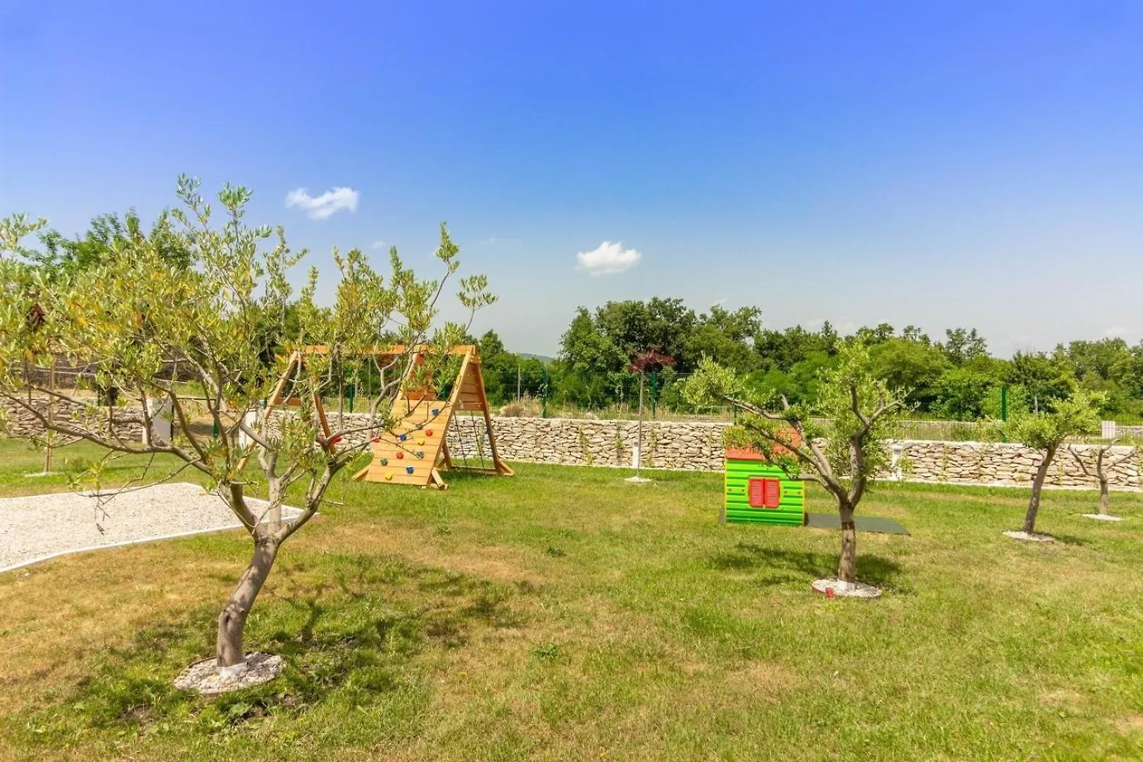 Ferienhaus Mit Privatpool Fuer 8 Personen Ca 200 Qm In Sumber, Istrien Binnenland Von Istrien 0*, Sumber Croatia