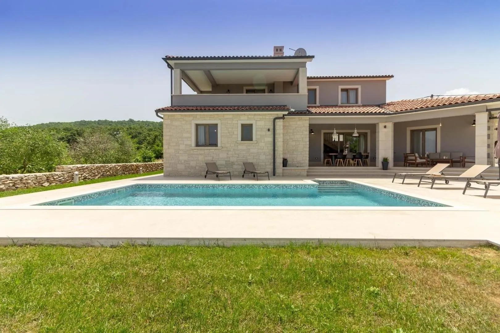Ferienhaus Mit Privatpool Fuer 8 Personen Ca 200 Qm In Sumber, Istrien Binnenland Von Istrien Holiday home Sumber