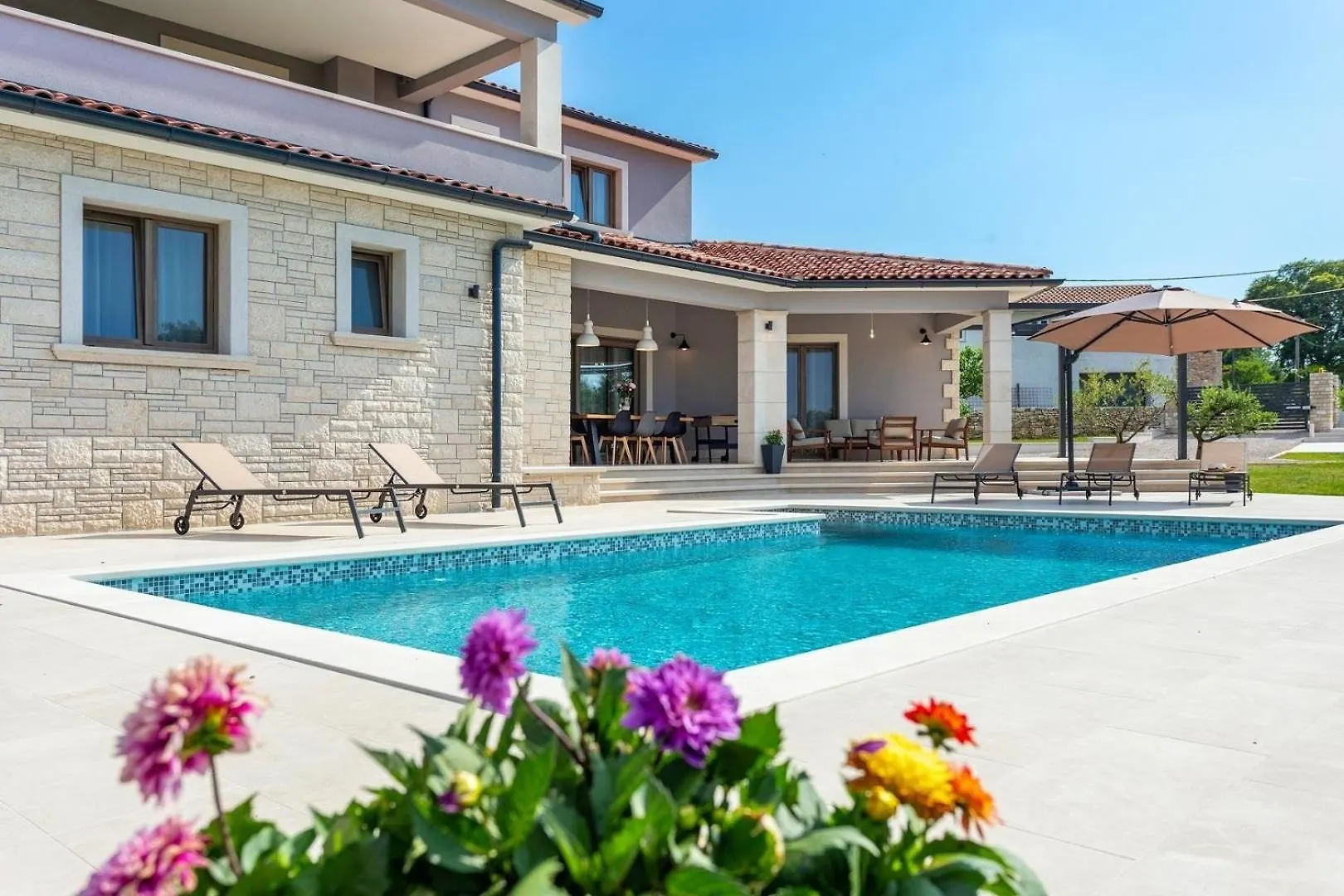 Ferienhaus Mit Privatpool Fuer 8 Personen Ca 200 Qm In Sumber, Istrien Binnenland Von Istrien